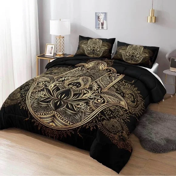Elegant Black and Gold Hamsa King Size Bedding Set - Picture 5 of 7